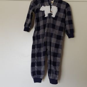 Boy's thick cover up size 18M Carter's
